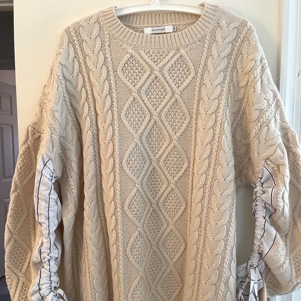 Avantlook sweater with dress shirt sleeves